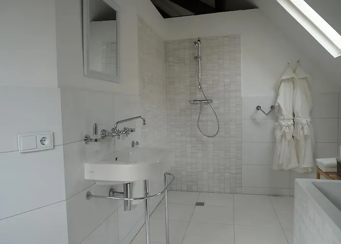 Kasteel Nijswiller 4* Wittem