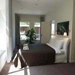 Kasteel Nijswiller Oda ve Kahvaltı