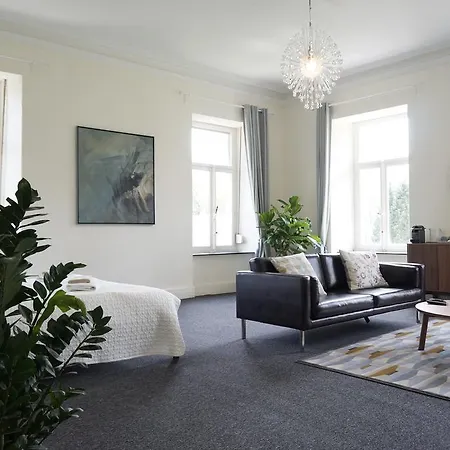 Bed & Breakfast Kasteel Nijswiller 4*
